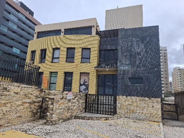 Foto de Apartamento em leilão no bairro Jardim Armacao em Salvador - BA