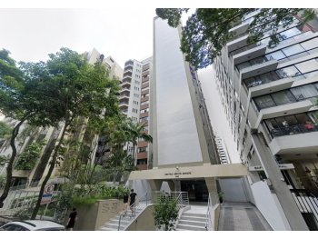 Foto de Comercial em leilão no Edifício Centro Médico Sergipe em São Paulo - SP