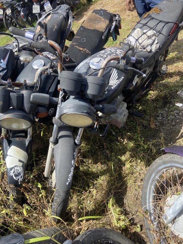 Foto de HONDA/CG 125 FAN, ANO/MOD 2008/2008, COR PRETA, COMBUSTIVEL GASOLINA, PLACA NLV8114 - AL, RENAVAM 964963051, ID CHASSI 9C2JC30708R599514, ID