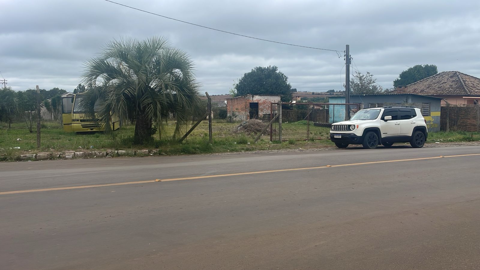 Foto de IMÓVEL EM TUPACIRETÂ ( ACEITA-SE PROPOSTA POR QUALQUER PREÇO)