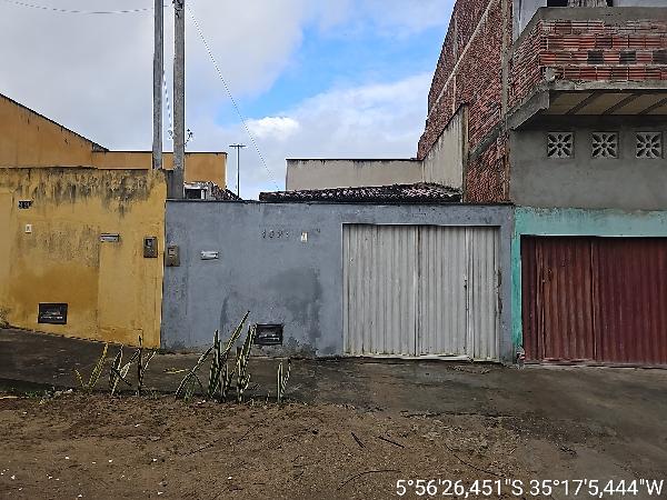 Foto de Casa em leilão no bairro Nova Esperanca em Parnamirim - RN