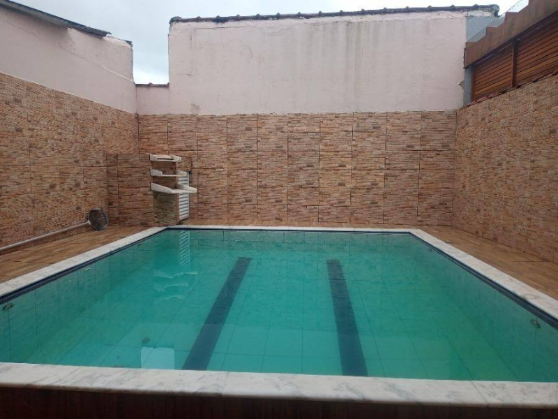 Foto de Casa em leilão no bairro Jardim Ribamar em Peruíbe - SP