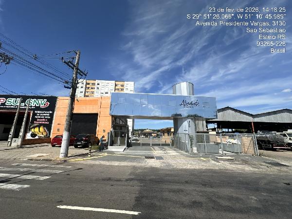 Foto de Apartamento em leilão no bairro Centro em Esteio - RS