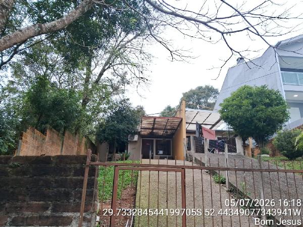 Foto de Casa em leilão no bairro Bom Jesus em Santa Cruz Do Sul - RS