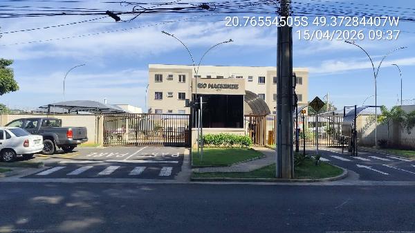 Foto de Apartamento em leilão no bairro Dist Ind Waldemar em São José Do Rio Preto - SP