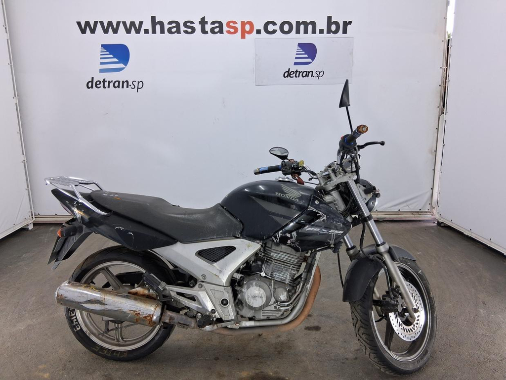 Foto de HONDA CBX 250 TWISTER 2007 2007 PRETA