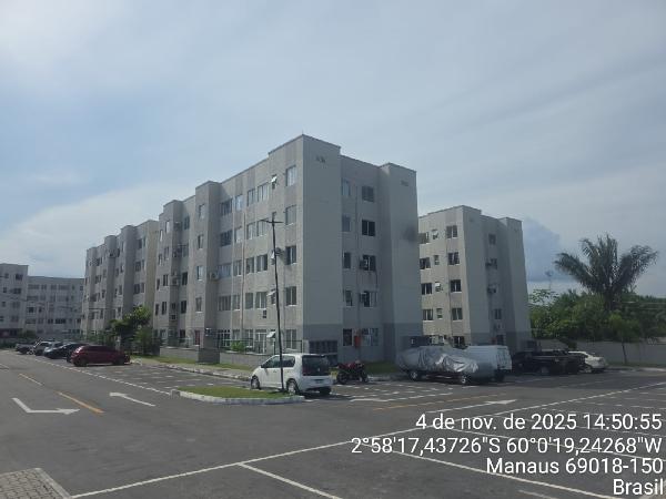Foto de Apartamento em leilão no Lago Azul em Manaus - AM
