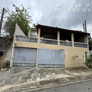 Foto de Casa em leilão no bairro Jardim V G B em Mairinque - SP