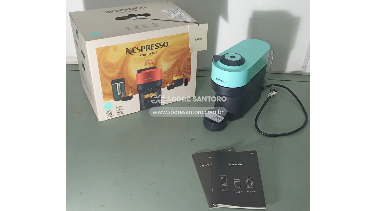 Foto de cafeteira nespresso vertuo pop gcv2-bb3-aq-ne