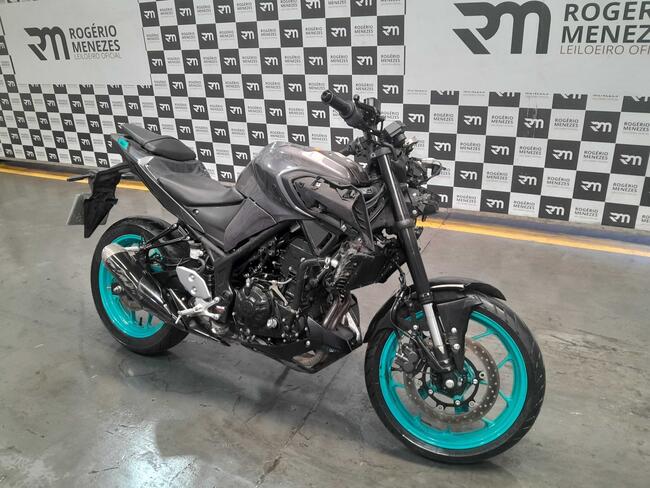 Foto de MOTO YAMAHA MT03 ABS 2024/2025 GASOLINA