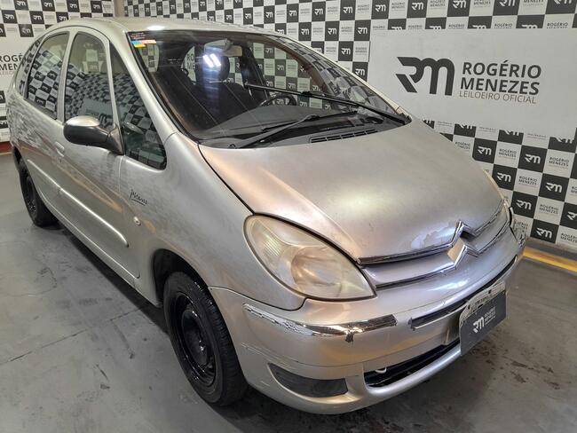 Foto de CITROëN PICASSO II 1.6 GLXF 2010/2010 FLEX