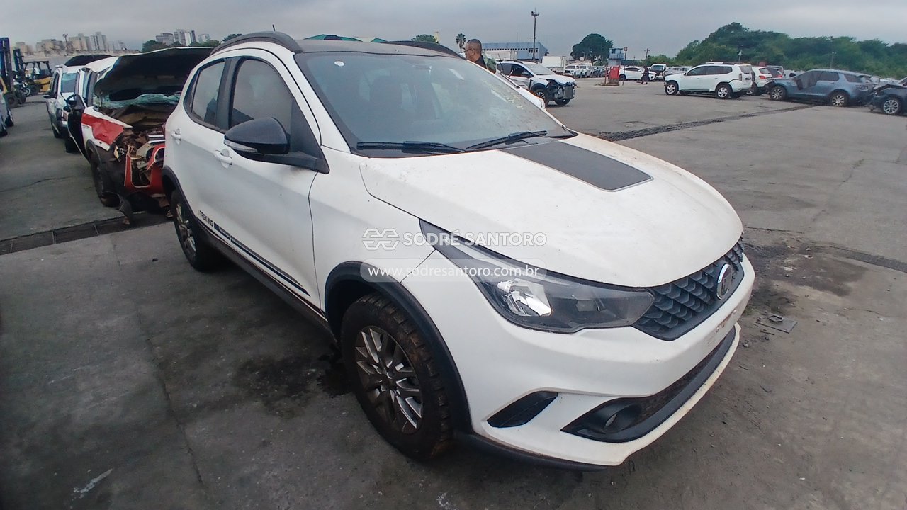 Foto de fiat - argo trekking 1.3