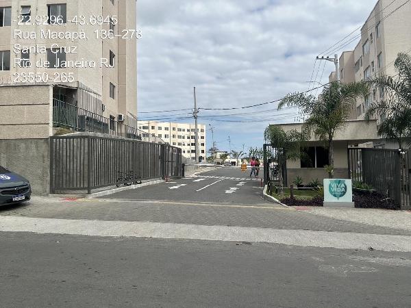 Foto de Apartamento em leilão no bairro Santa Cruz em Rio De Janeiro - RJ