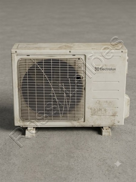 Foto de SUCATA - CONDENSADORA 12.000 BTU' S - NO ESTADO