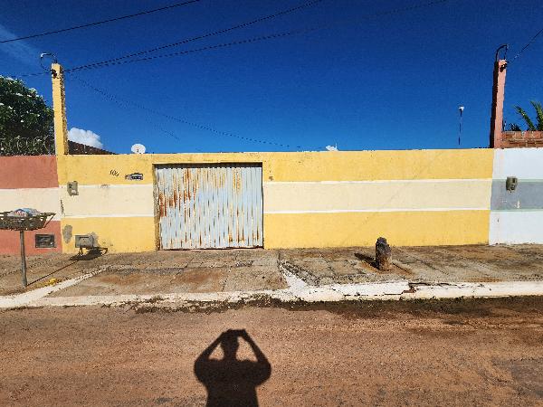 Foto de Casa em leilão no bairro Santa Julia em Mossoró - RN