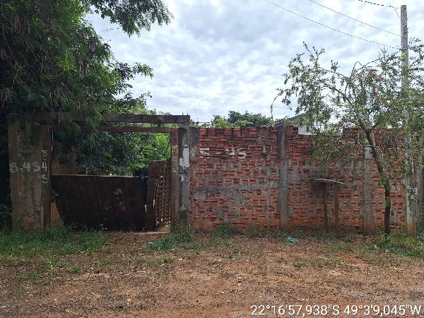 Foto de Casa em leilão no bairro Quinta da Bela Olinda em Bauru - SP