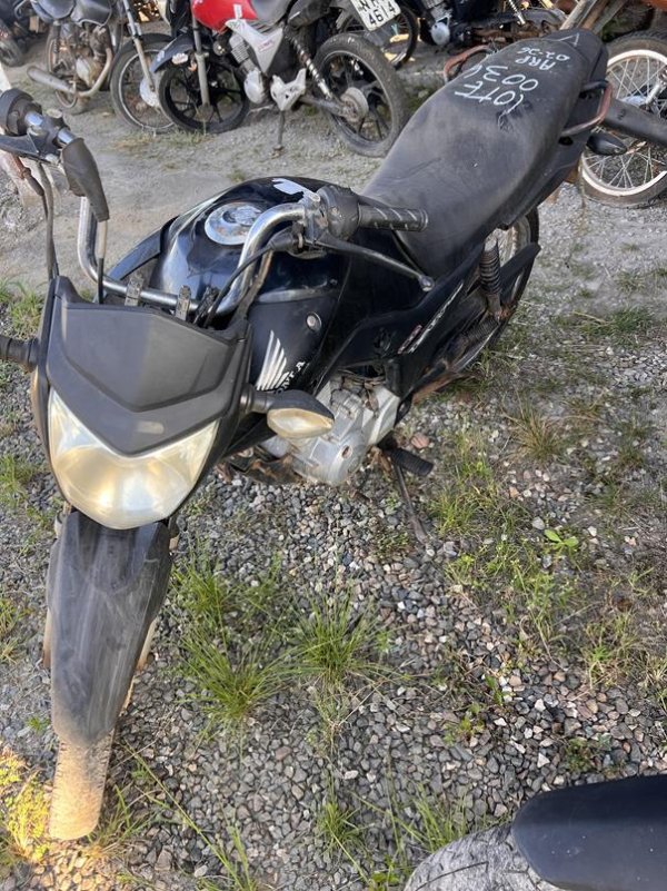 Foto de HONDA/CG 125 FAN ES, ANO/MOD 2013/2014, COR PRETO, COMBUSTIVEL GASOLINA, PLACA OHG1448 - AL, RENAVAM 577263773, ID CHASSI 9C2JC4120ER000795