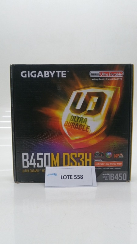 Foto de Placa-Mãe Gigabyte B450M DS3H AMD mATX DDR4 Preto - B450M DS3H