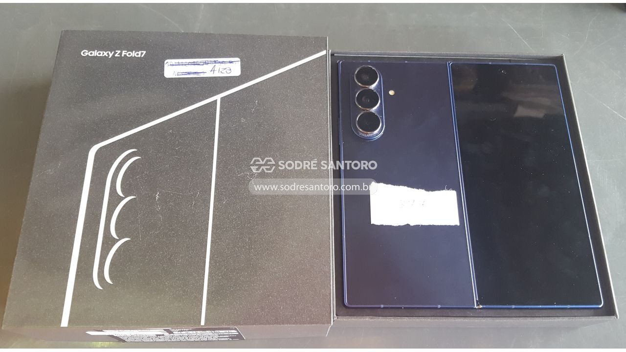 Foto de smartphone samsung galaxy z fold7