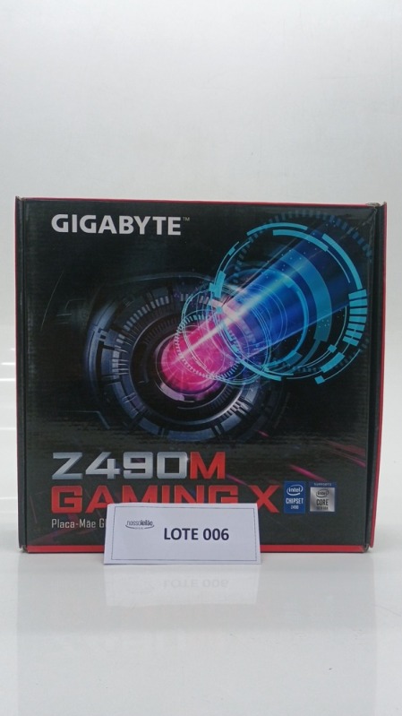 Foto de Placa-Mãe Gigabyte Z490M Gaming X Intel LGA 1200 mATX DDR4 Preto Preto - Z490M GAMING X