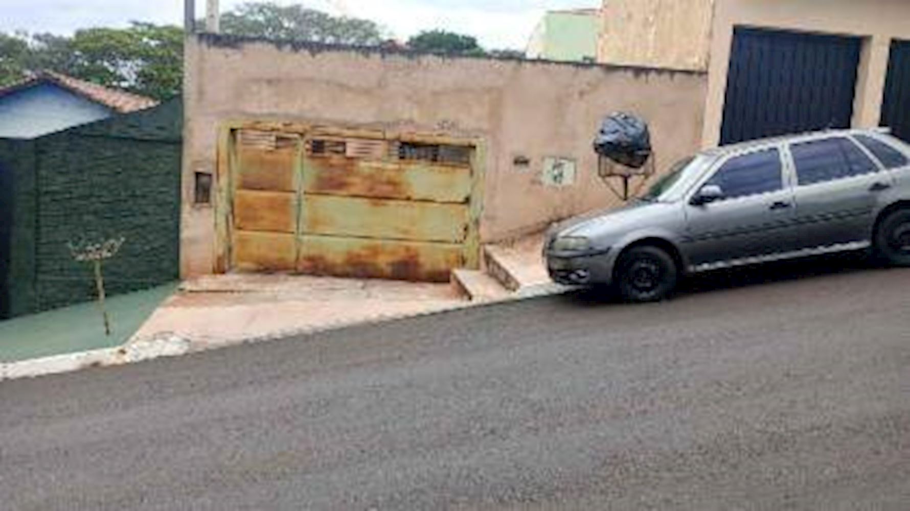 Foto de Casa em leilão no bairro Vila Santa Helena em São Manuel - SP