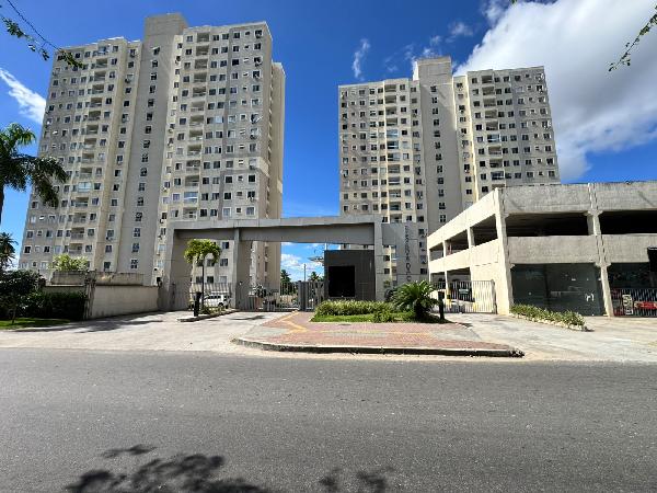 Foto de Apartamento em leilão no bairro Vila Canaria em Salvador - BA