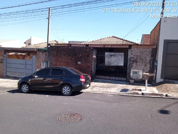 Foto de Casa em leilão no bairro Jardim das Oliveiras em Monte Alto - SP