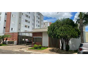 Foto de Apartamento em leilão no Condomínio Residencial Indaiá em Franca - SP