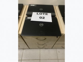 Foto de Gaveteiro e 02 Notebook