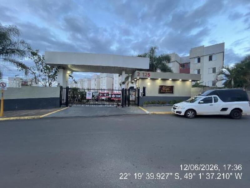 Foto de Apartamento em leilão no bairro Jardim Olímpico em Bauru - SP