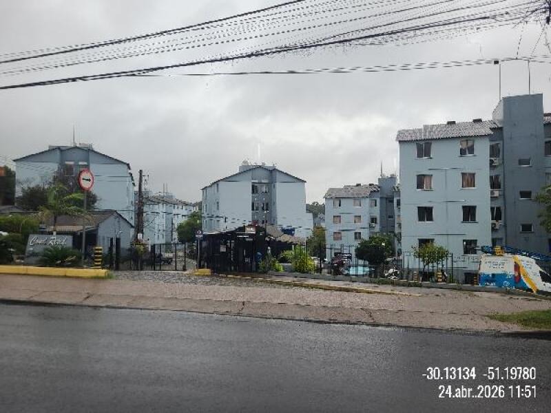 Foto de Apartamento em leilão no Residencial San Rafael em Porto Alegre - RS