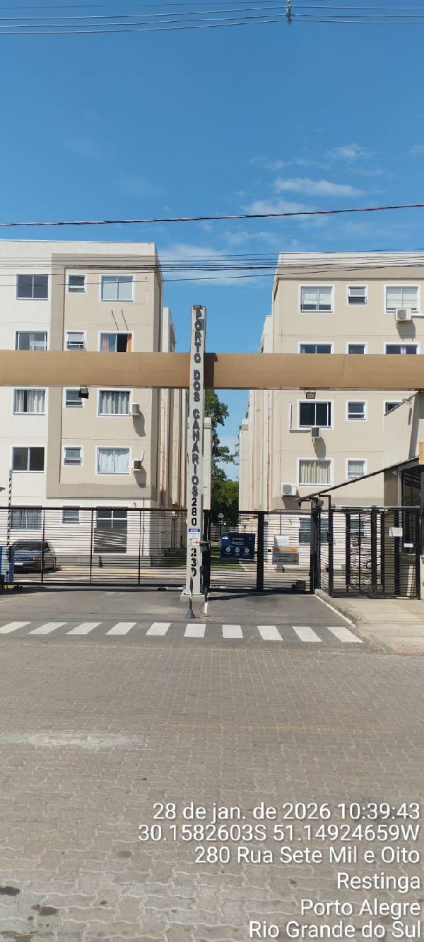 Foto de Apartamento em leilão no bairro Restinga em Porto Alegre - RS
