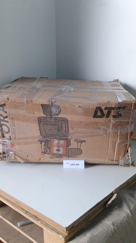 Foto de Cadeira de Escritório Ergonômica DT3 Helora Até 150kg Altura Ajustável em 4 Posições Braços 3D Preto - 11211-6