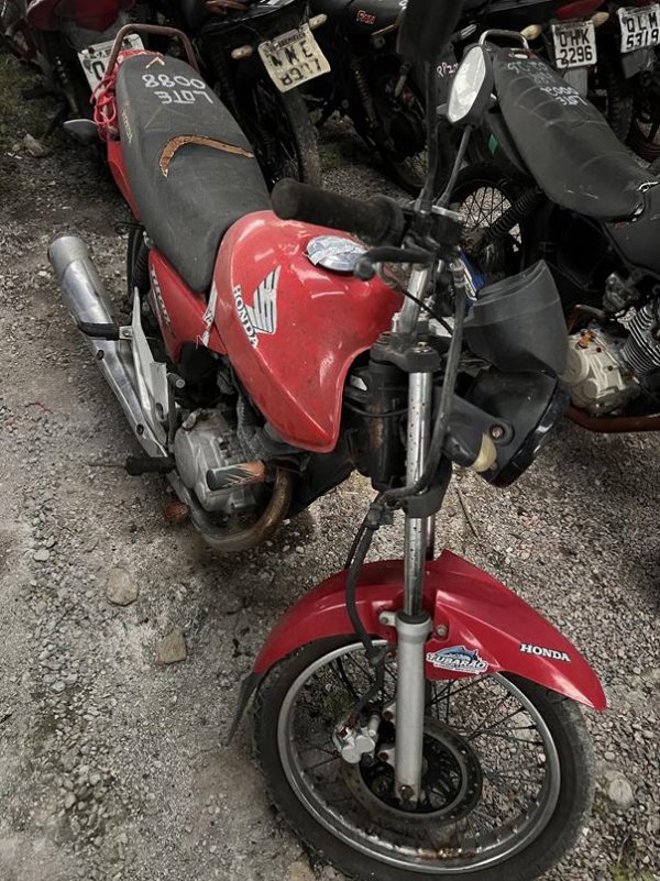 Foto de HONDA/CG 150 TITAN KS, ANO/MOD 2005/2005, COR VERMELHO, COMBUSTIVEL GASOLINA, PLACA MVC5381 - AL, RENAVAM 884024377, ID CHASSI 9C2KC08105R08