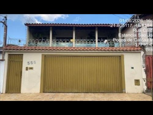 Foto de Casa 209 m² - Poços de Caldas-MG - Rua Caldas, 355 - Residencial Santa Clara