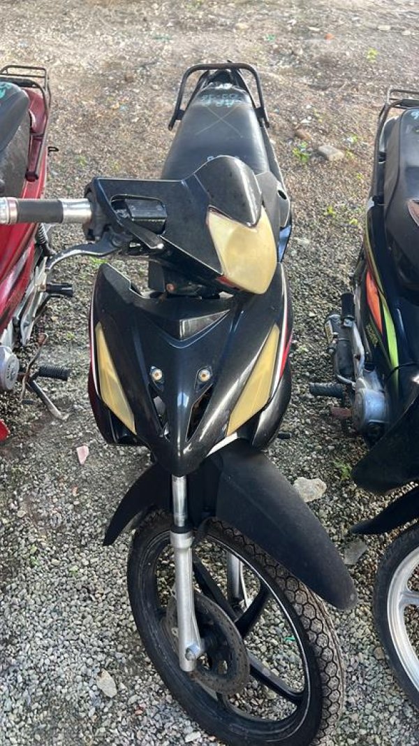 Foto de I/WUYANG WY50QT 2, ANO/MOD 2012/2013, COR PRETO, COMBUSTIVEL GASOLINA, PLACA 1 EMPLAC - N/I, RENAVAM N/I, ID CHASSI LWYMCA209D6001335, ID MO