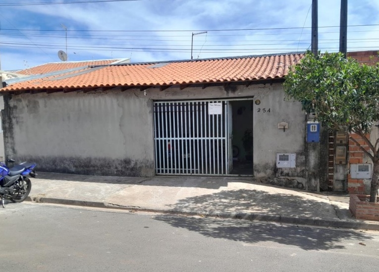 Foto de Terreno em leilão no bairro Santa Idalina em Elias Fausto - SP