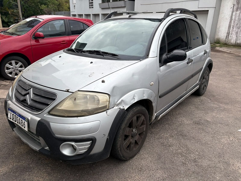 Foto de Citroen C3 XTR 1.4 Flex 2009/2010, Cor: Prata, Placa: IQD0A86
