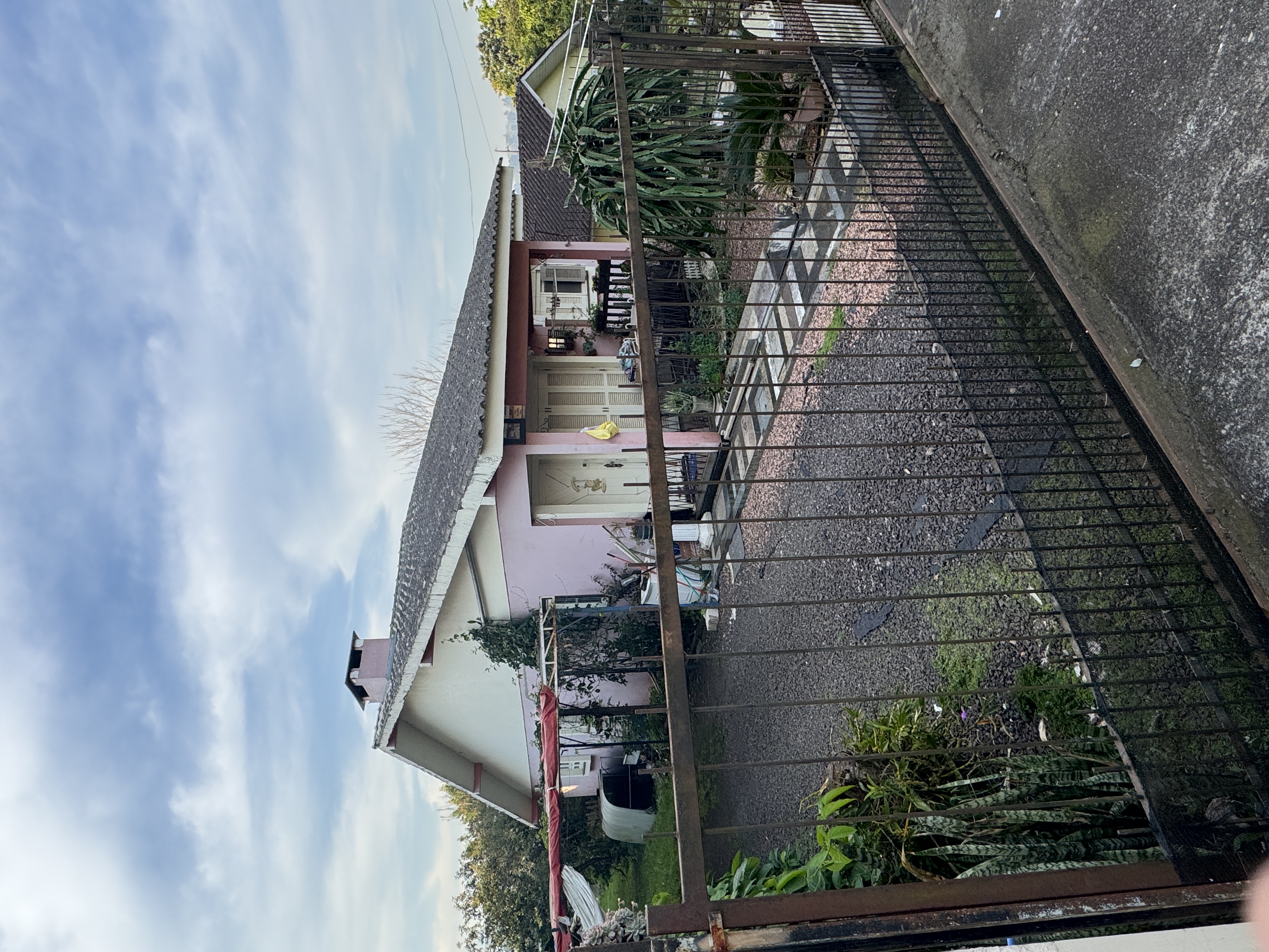Foto de Área de 572,00m², contendo uma edificação de alvenaria de aproximadamente 111,74m², localizado na Rua Geraldo Snell, n° 932, bairro Teutônia, Teutônia/RS