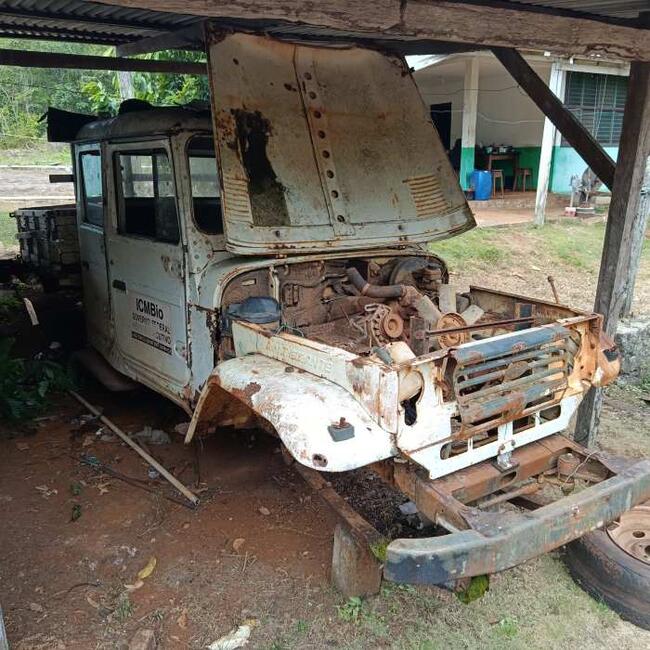 Foto de SUCATA - TOYOTA BAND.PICAPE CD 4P CHASSI LONGO DIESEL