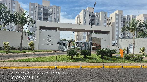 Foto de Apartamento em leilão no bairro Jardim São Rafael I em Araraquara - SP
