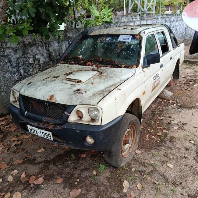Foto de SUCATA - MITSUBISHI L200 4X4 GL 2009