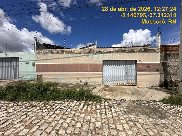Foto de Casa em leilão no bairro Santo Antônio em Mossoró - RN