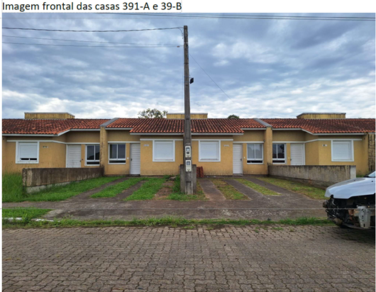 Foto de Casa em leilão no bairro Vila Três Marias em Esteio - RS