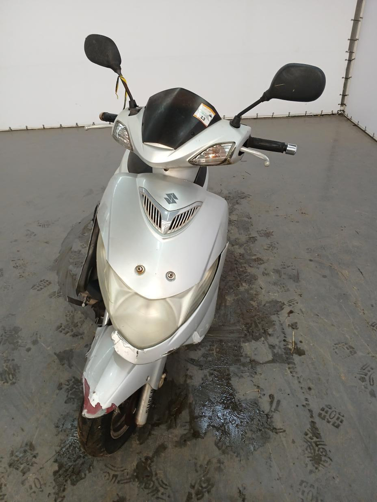 Foto de JTA SUZUKI AN125 SUZUKI AN125 2007 2008 PRATA