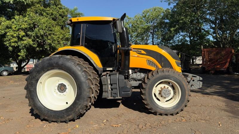 Foto de TRATOR AGRÍCOLA VALTRA T250 4X4, ANO: 2021, SÉRIE: Z250582790 (Ref: 12)