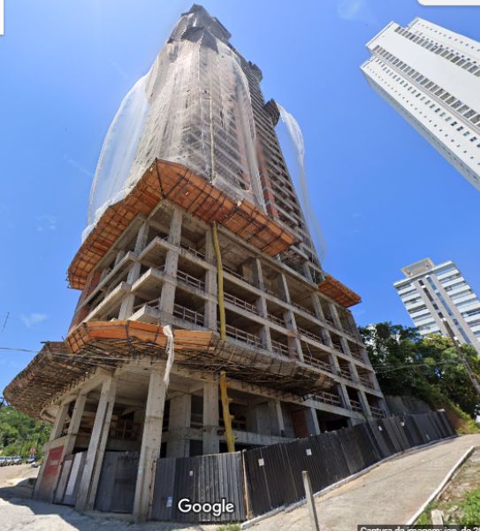 Foto de Apartamento em leilão no Edifício Residencial Leblon Garden em Balneário Camboriú - SC
