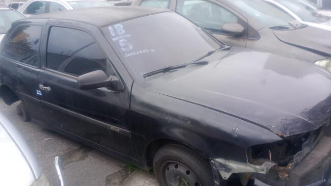 Foto de Vw/Gol 1.0 Plus | KWH1022/RJ | 2005/2006 | Chassi: 9BWCA05WX6T048674 | Renavam: 873444876 | Motor: BNW003995 | Preta | Alco/Gasol | Veículo Conservado