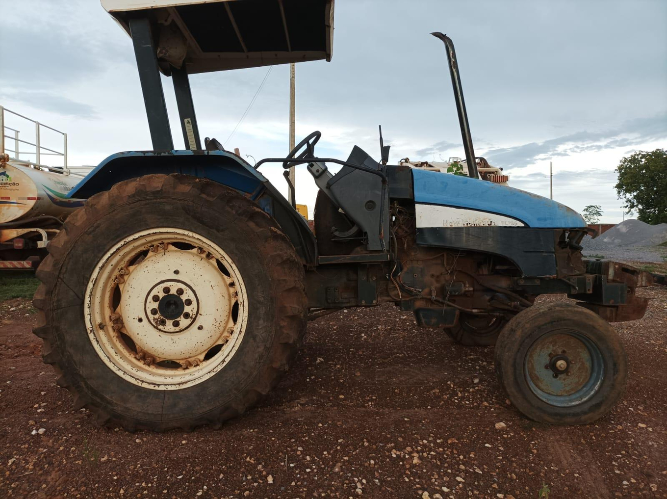 Foto de TRATOR TL 75 NEW HOLLAND Loc.: Conceição do Tocantins/TO