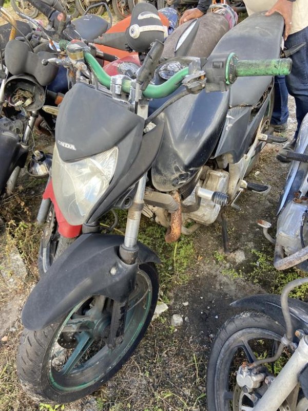 Foto de HONDA/CB 300R, ANO/MOD 2011/2011, COR PRETA, COMBUSTIVEL GASOLINA, PLACA NMH4142 - AL, RENAVAM 307473163, ID CHASSI 9C2NC4310BR102222, ID MO